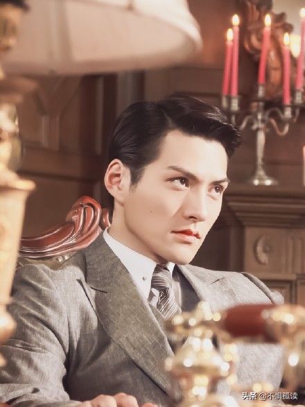 《第一炉香》：女学生葛薇龙为什么自甘堕落，沦落成高级交际花？