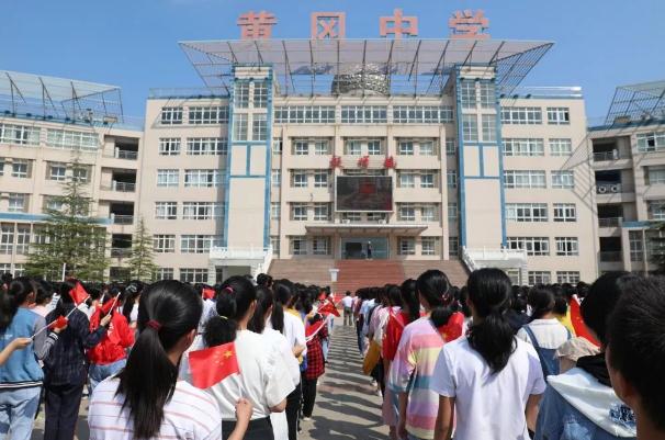 我国百强高中前十名，衡水中学与榜首失之交臂，榜首实力有目共睹