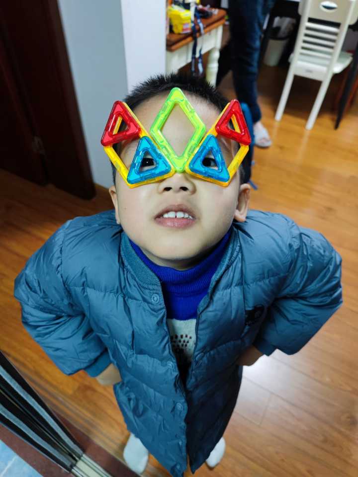 10小孩过生日送什么礼物好（小孩生日礼物送什么东西比较好十岁）