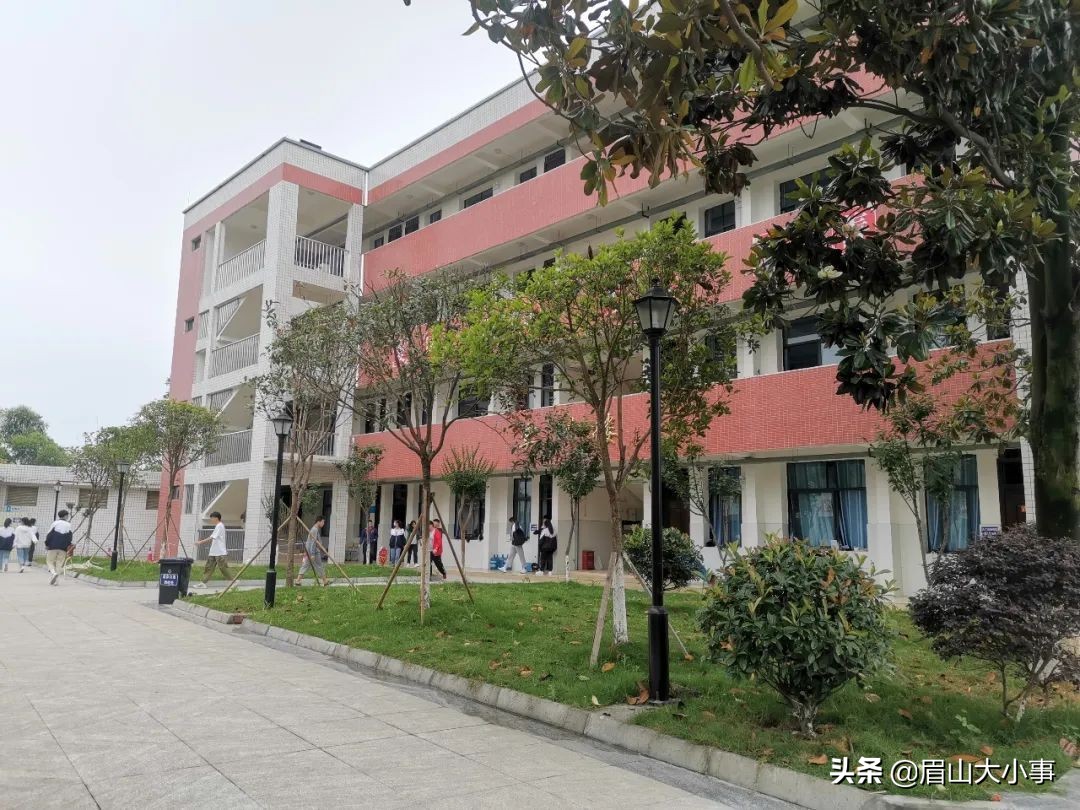 眉山仁寿龙正中学2020年普通高中招生简章来啦