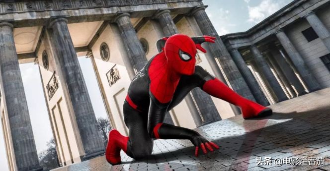 每周一部世纪大片，这个六月干脆住电影院得了