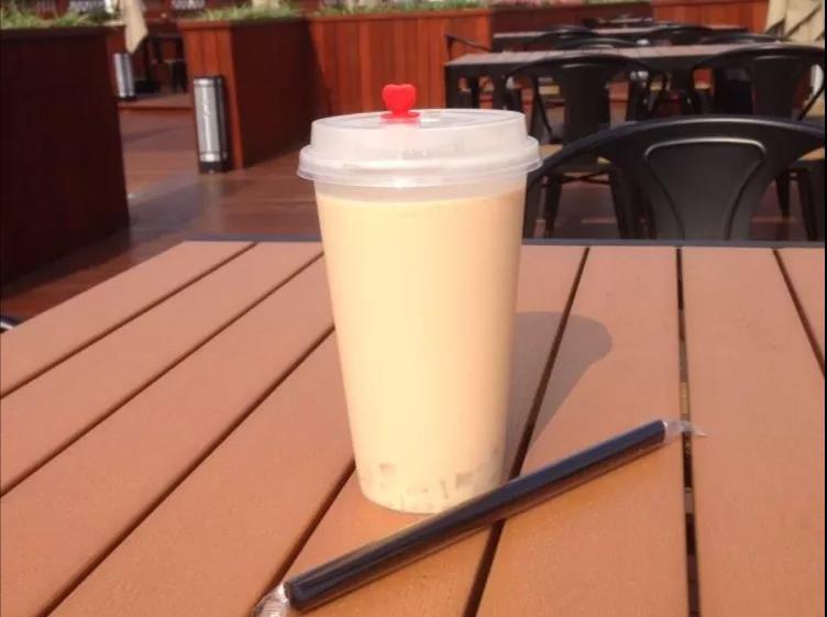 有这么好的图书馆太棒了吧！这样的图书馆给我来一打！