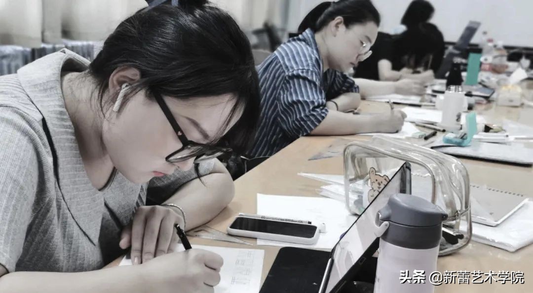新蕾艺术设计考研/决胜艺术考研，从新蕾走进北印