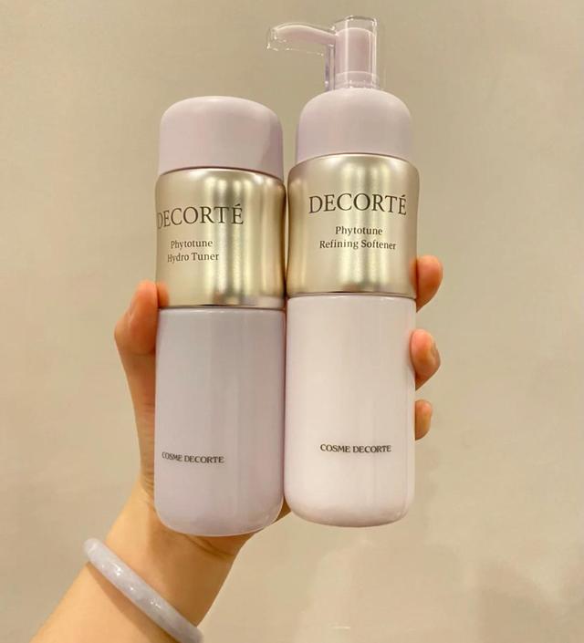 日系四大水乳：黛珂干皮最爱，悦薇抗老，澳尔滨控油清痘
