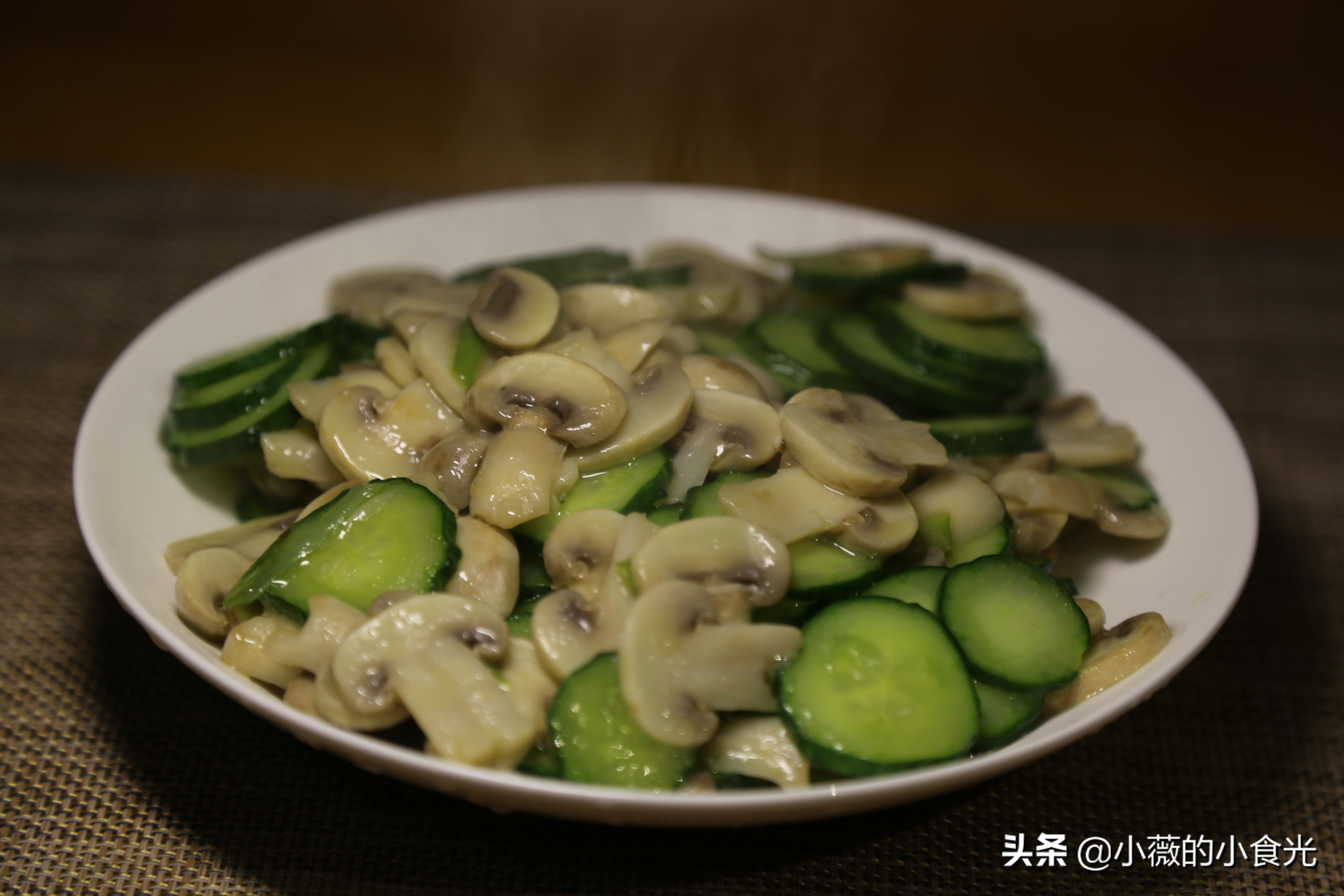 蘑菇和黄瓜能一起吃吗 -生活知识库-动动脑