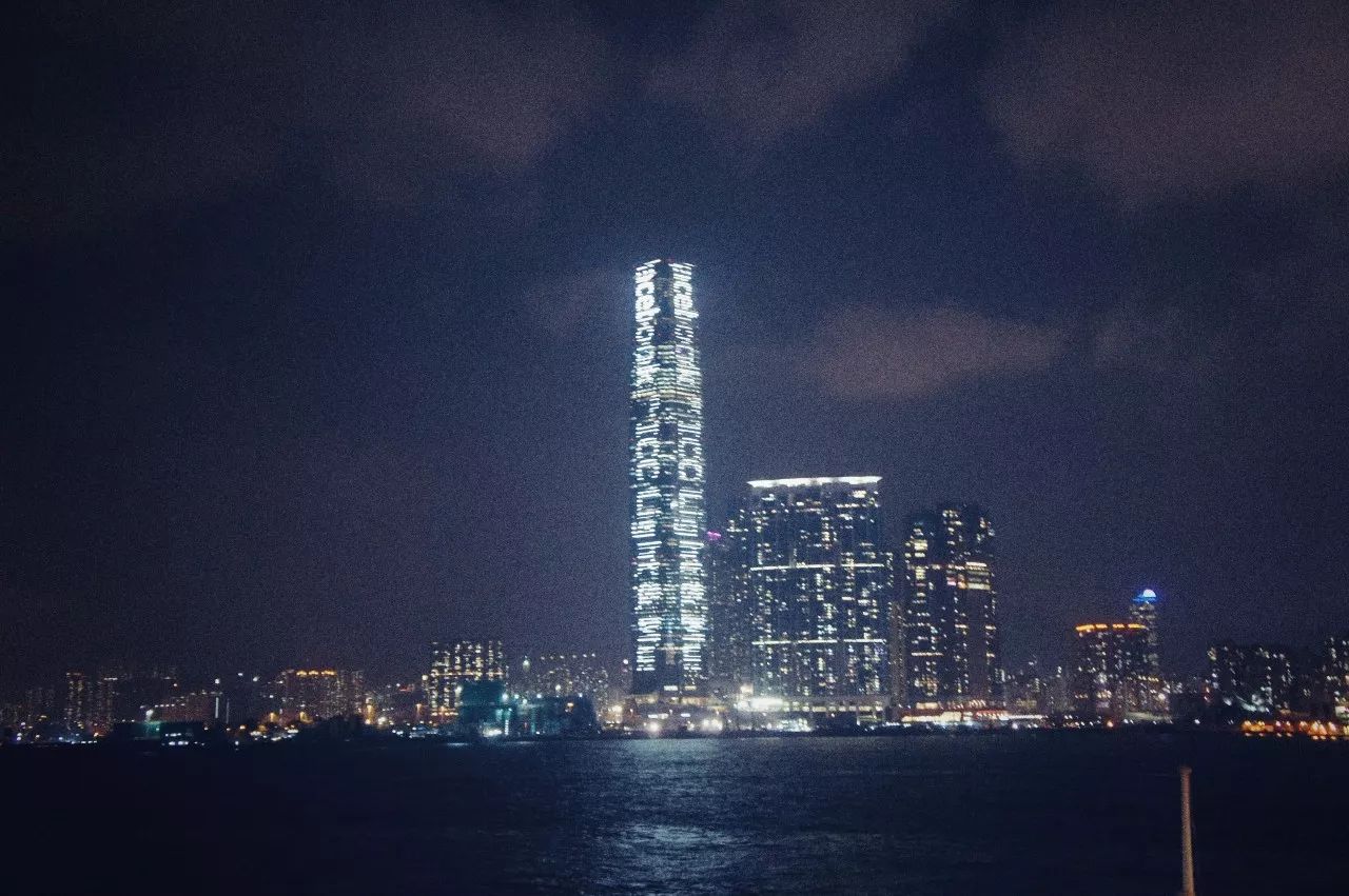 18个打卡拍照圣地，带你领略一个繁华又小众的香港