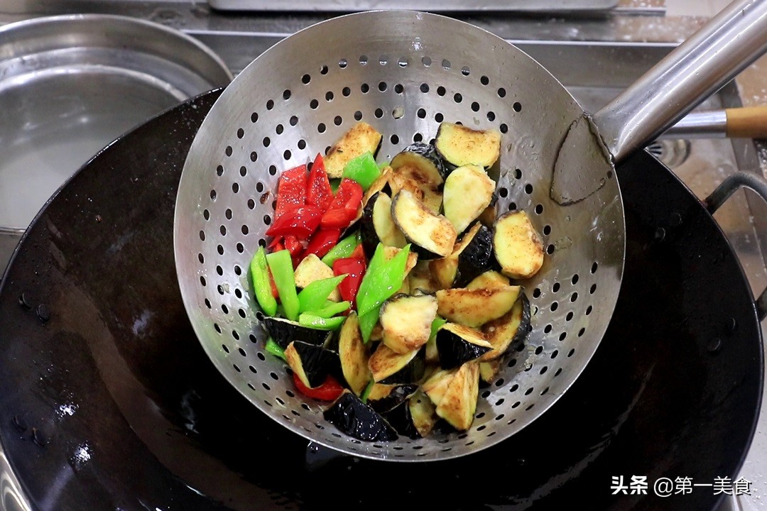 红烧茄子怎么做好吃,红烧茄子怎么做好吃 家常菜做法