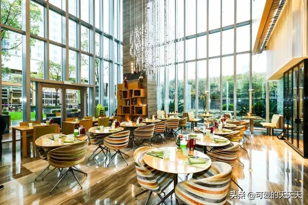 上海香格里拉海鲜集市厨艺秀，全是高端食材，网友：这下有口福了