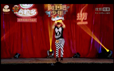 王俊凯蔡徐坤止步200强，被他淘汰就能成顶流，选秀还有潜伏期