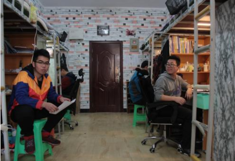 我们的大学（国内大学宿舍4个等级）