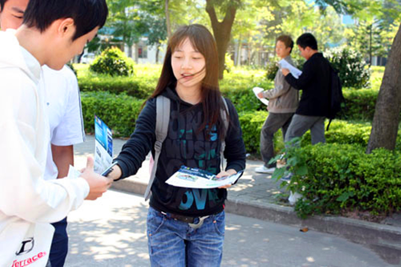 “你那么喜欢打工，还上什么大学！”大学生到底要不要兼职打工？