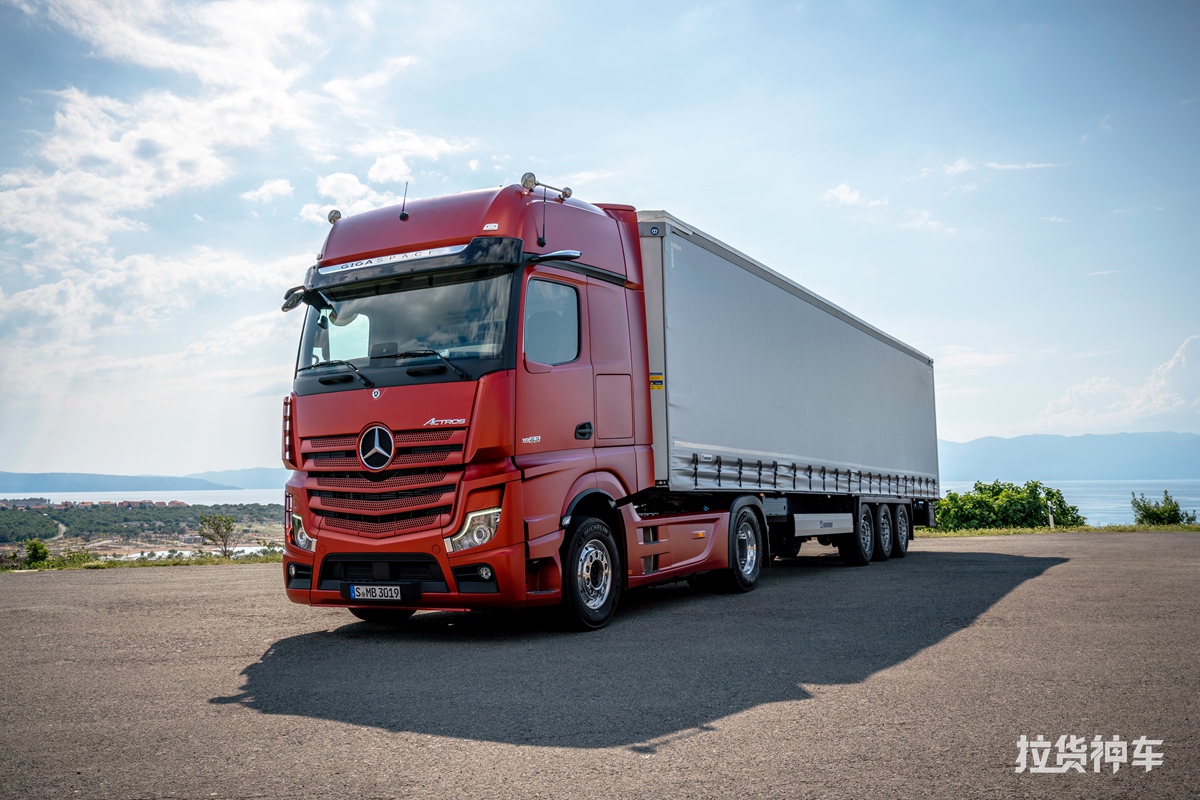 奔驰货车多少钱一辆(国产奔驰卡车卖50万你会考虑吗) - 价格百科