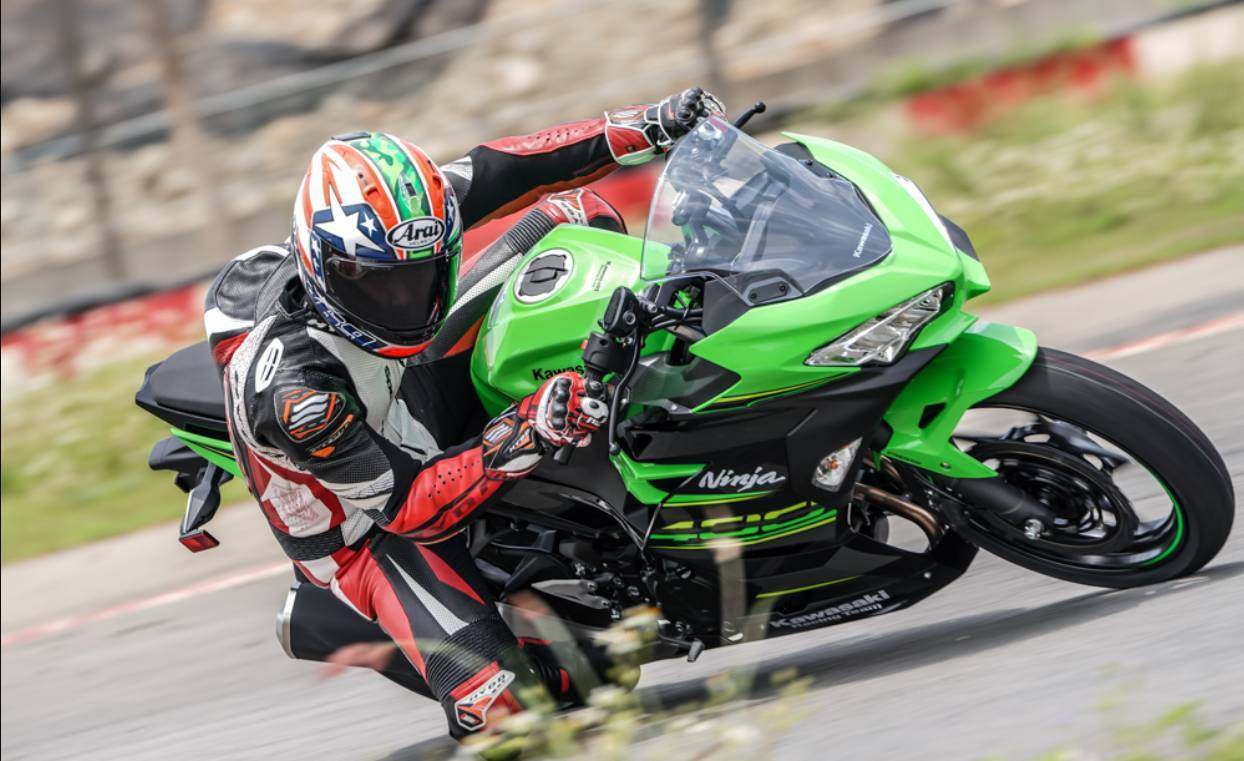 ninja400價格關於2021款川崎