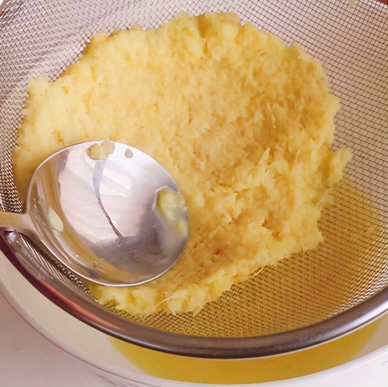 天热生姜跟它是绝配，三分钟教你做甜品，天天吃不腻，好吃不用买