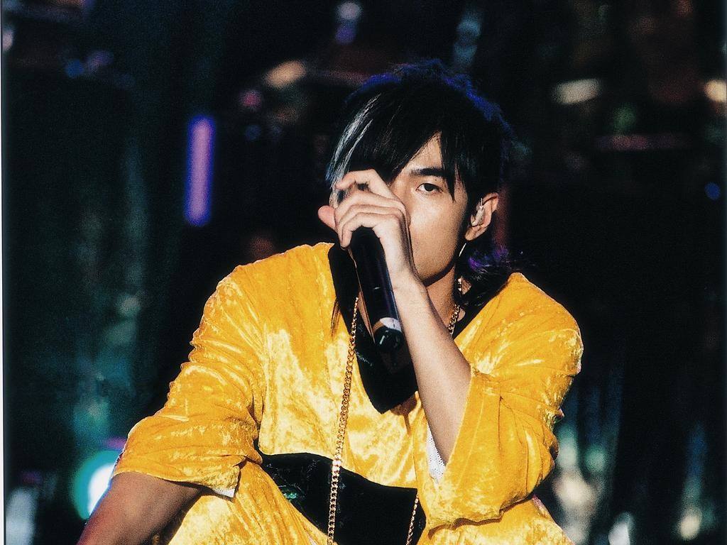 这些嗓音独特的歌手里，即便是周杰伦也被骂过“难听”