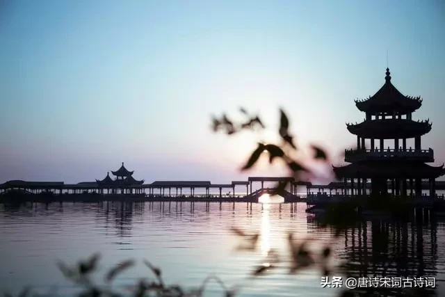 忆江南古诗诗意是什么（忆江南意思表达及古诗欣赏） 第7张