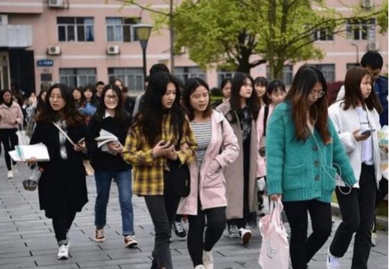 “高等专科学校”和“职业技术学院”哪个好？关键看学生想学什么