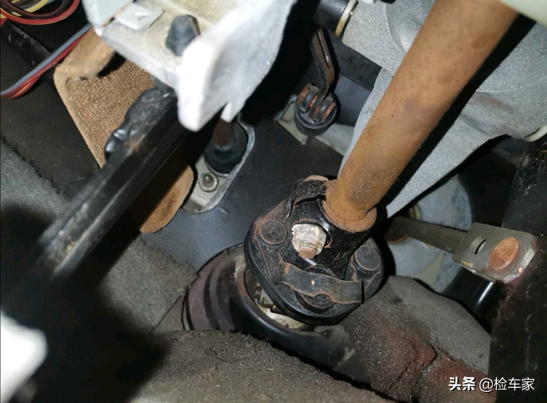 情怀无价，六千买辆修车费翻几倍的老普桑，买主：卖一台少一台