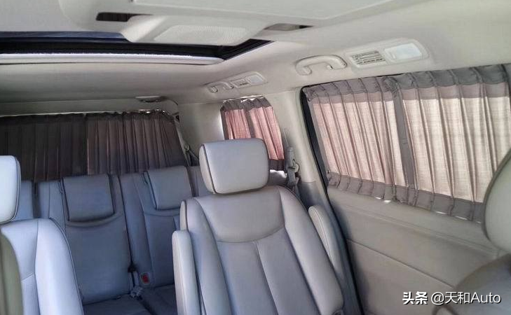 汽车车窗遮阳「土办法」：汽车窗帘的使用细节共享