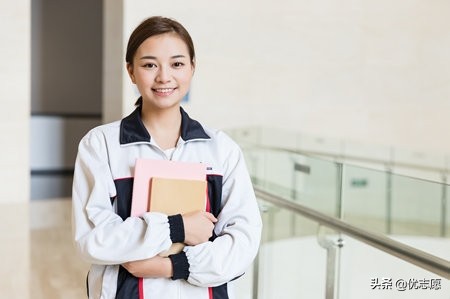 湘潭大学、湖南师范大学就业质量报告分析