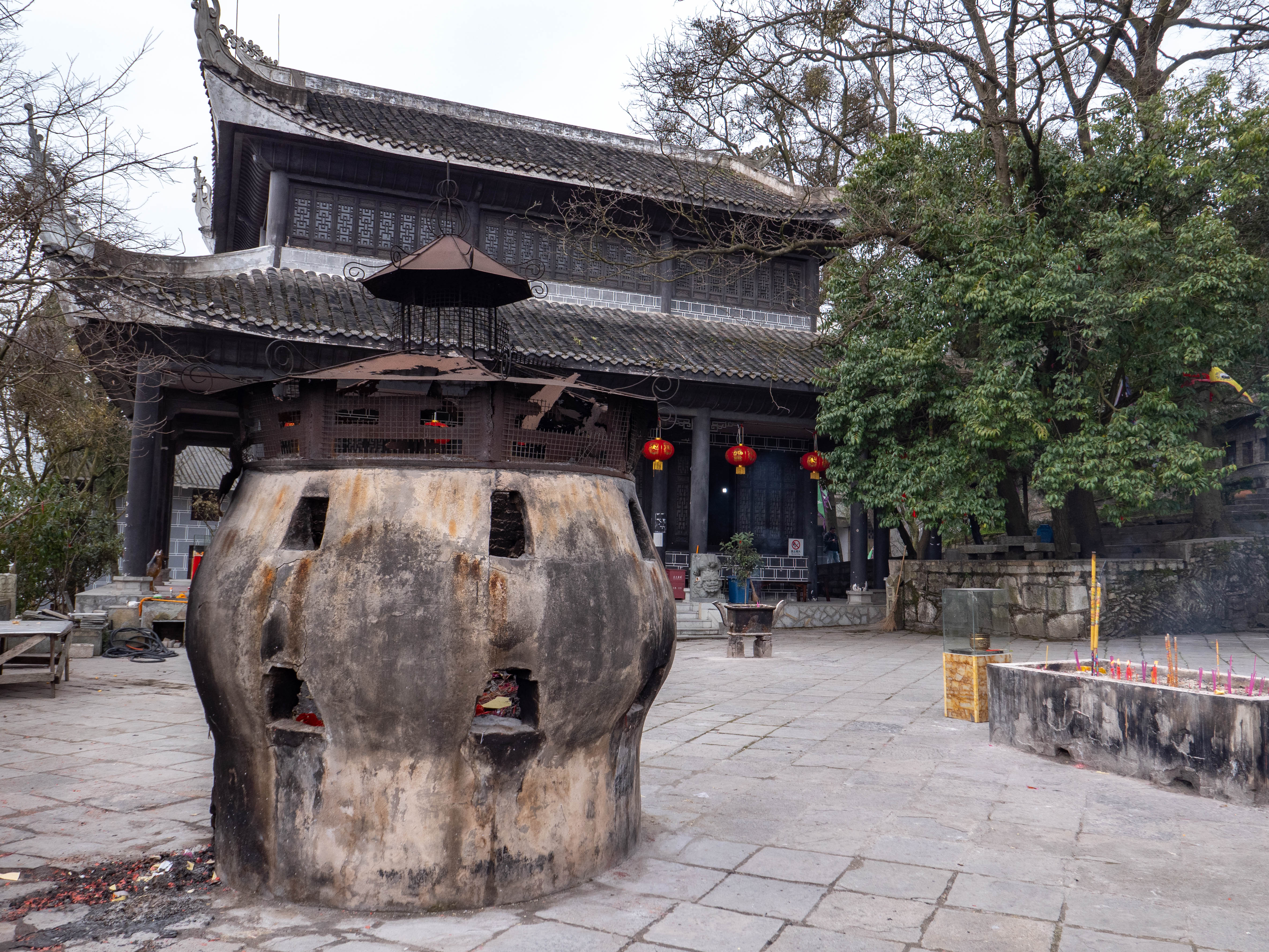 贵阳仙人洞道士厉害吗贵州鬼仙洞