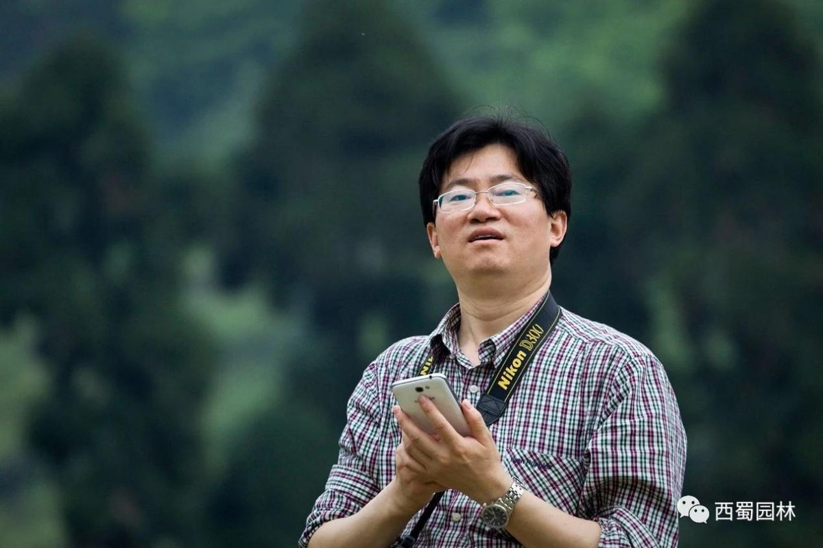 他出生四川农家，双一流博士毕业，发表40余项专利，曾获四川省科技进步奖！