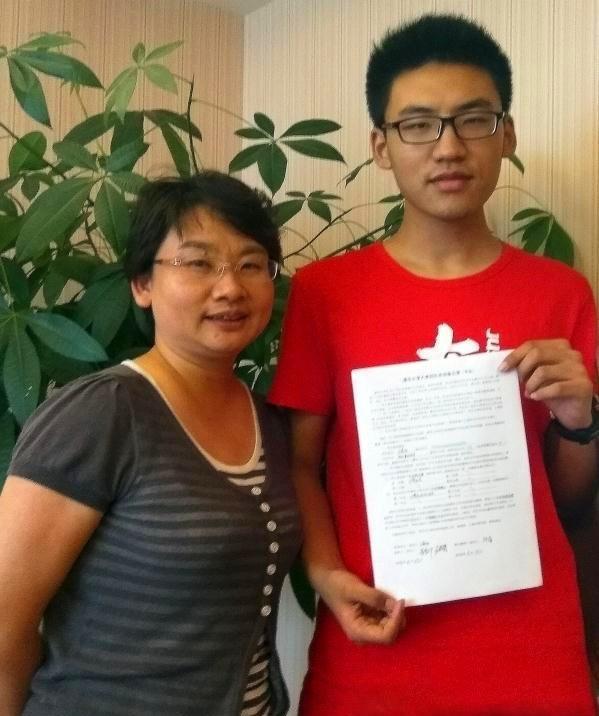 钟祥状元常书杰入学北大后却因沉迷游戏被退学，复读又考上清华