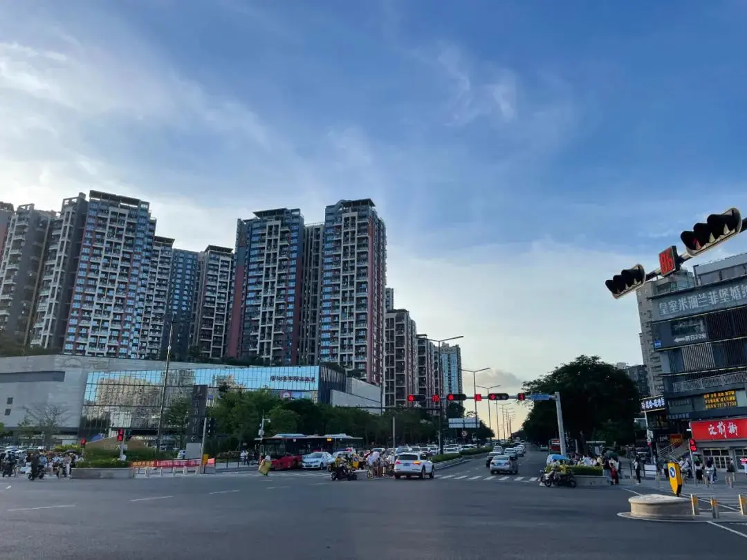 与龙岗不一样的坂田，凭啥在今年成为网红片区