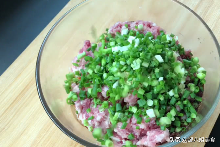 萝卜饺子馅的做法,萝卜饺子馅的做法和配料