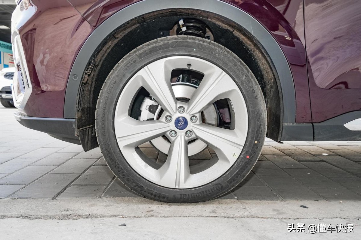 合资+6座+2.0T+中大型SUV，一文带你了解福特领裕
