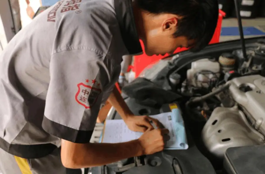 适合低学历从事的四大行业，就业前景好，高考落榜生可以参考