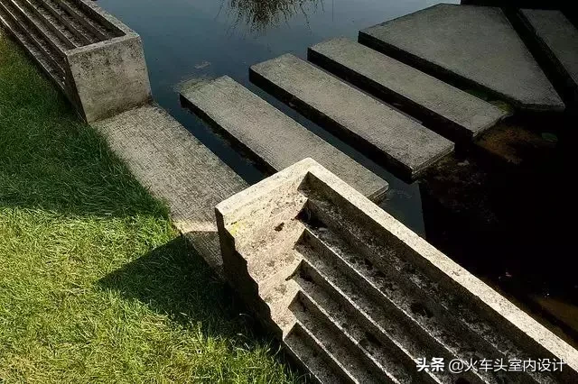 解构主义=凹造型？