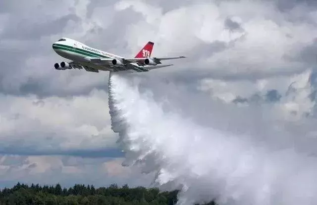 中国飞机爆炸图片