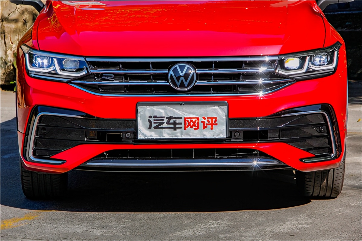 全系2.0T，有颜有实力的轿跑SUV，试驾上汽大众途观X