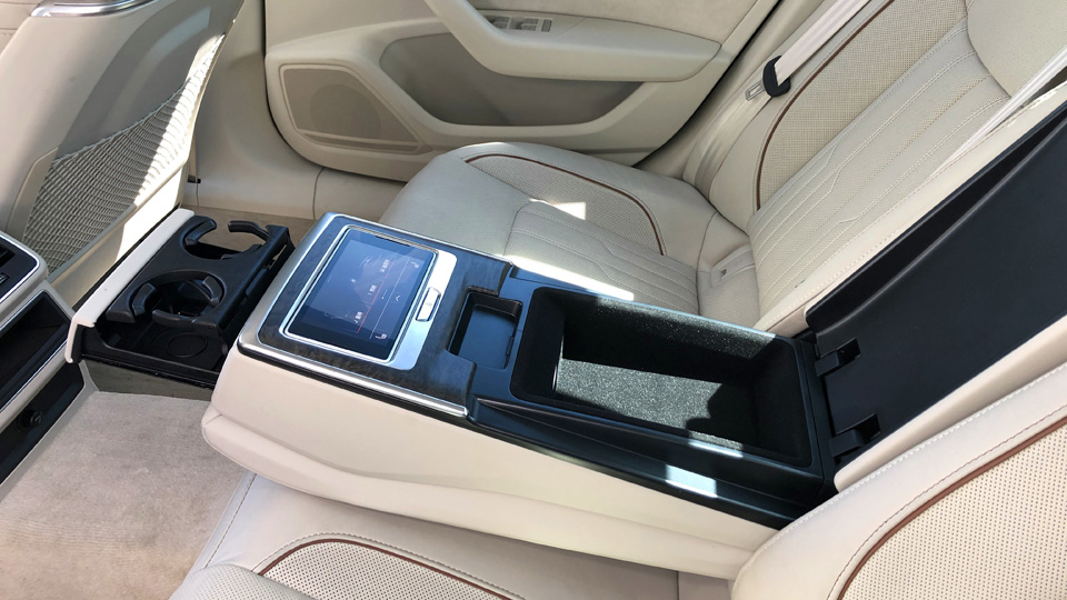 3.0T的奥迪A6L，开起来有什么不同？