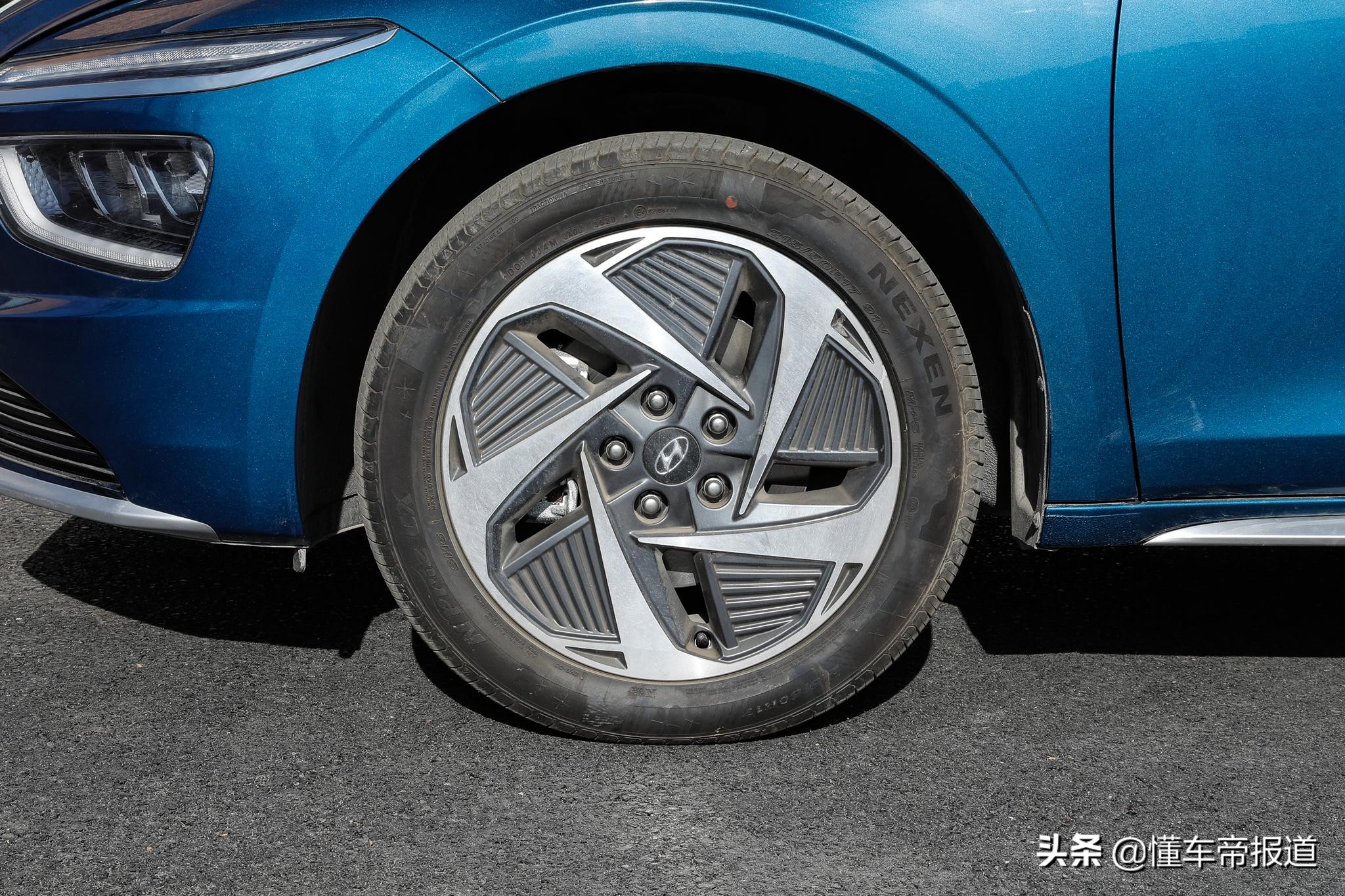 新车｜与MODEL 3同级，续航520公里，实拍现代名图EV