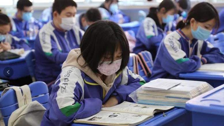 考生捡便宜的好机会，这3所二本大学升为一本，分数线没涨多少