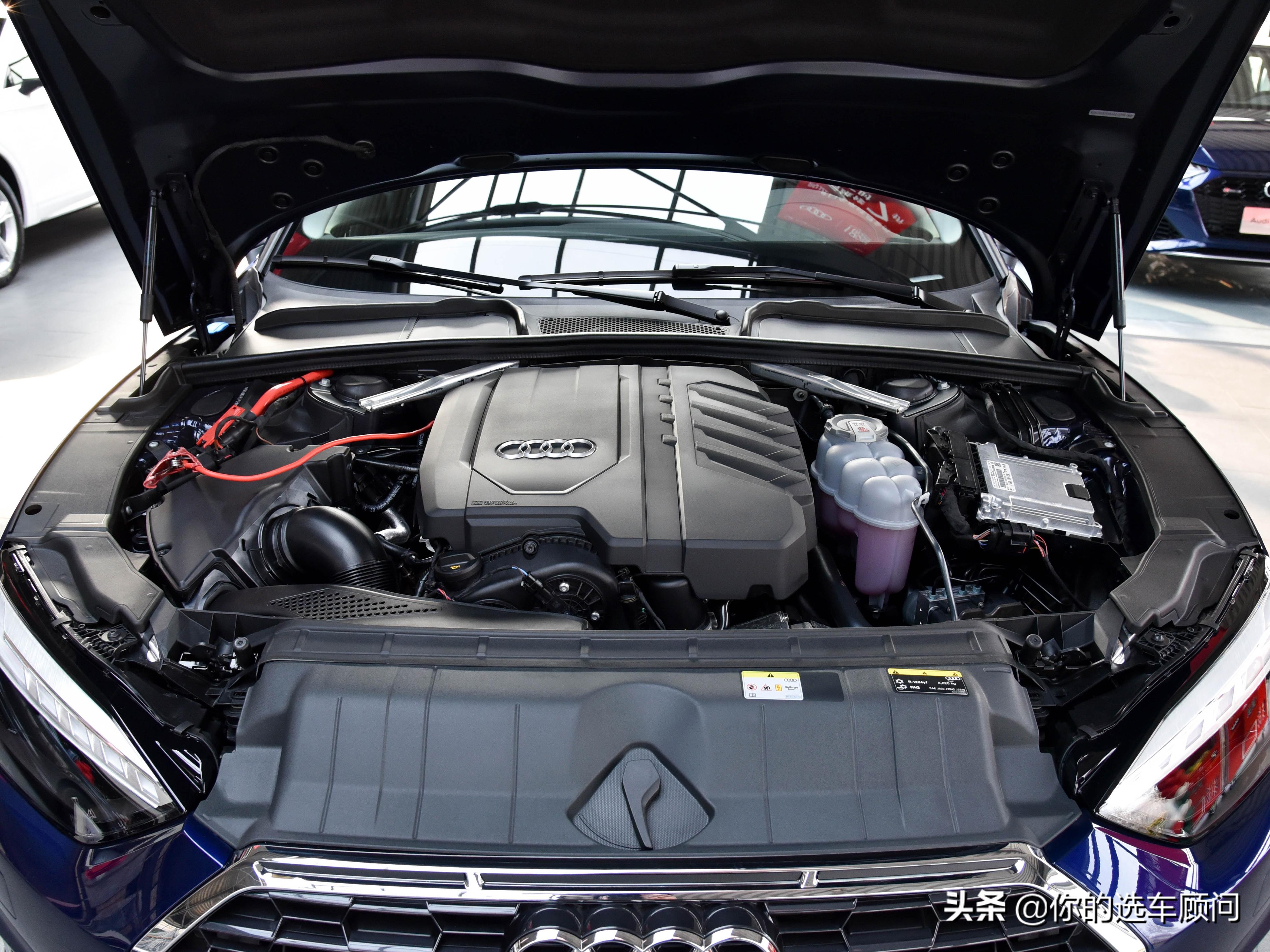 原装进口四门5座，高品质四驱大轿车，实拍奥迪A5