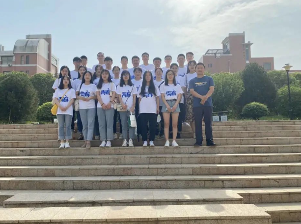 江苏有所211名校退步严重，被兄弟院校反超，真的是后生可畏啊