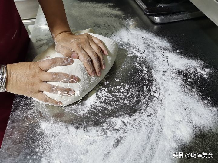详解“老面”的制作方法，以及用老面蒸馒头的兑碱比例与具体做法