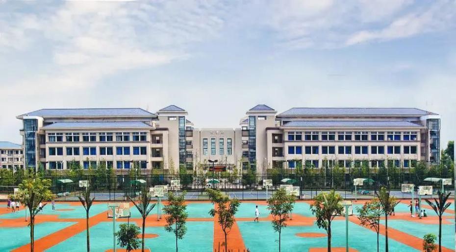 坐落于超大城市、占地2688亩、建筑面积93万m²，重庆这所高校究竟有多“大”！