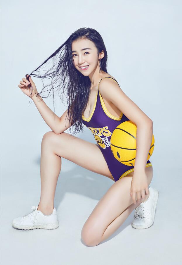 女生为什么穿nba球衣(女生也可以穿球衣打球，#NBA#好球)