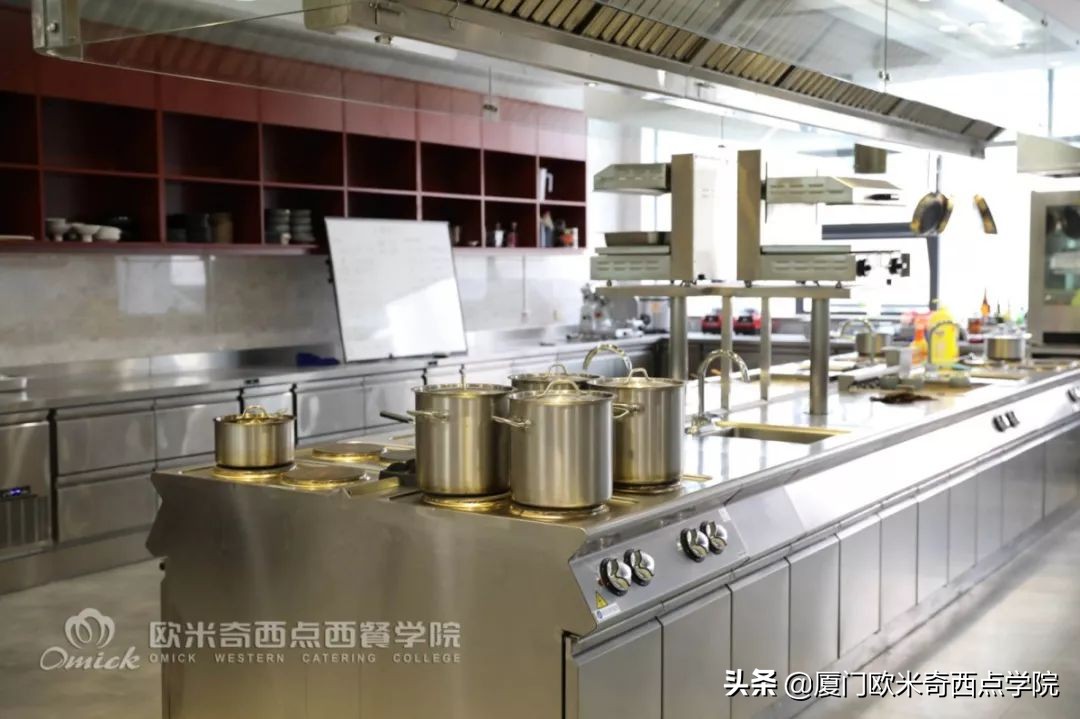 总觉得学费太贵？可我们贵有贵的道理