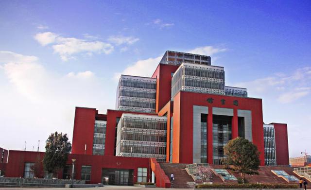 2021云南高校排名，云南民族大学位居第三，其中两校并列第一