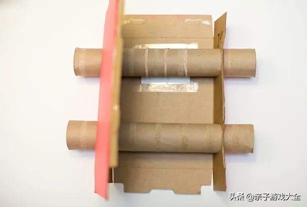 家里玩具告急？我们用纸箱做一些吧，比手机游戏好玩100倍