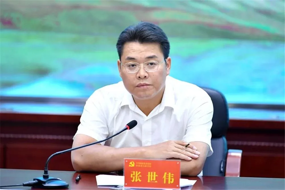 昆山发往襄阳长途大巴票务预订（105人团体出行）