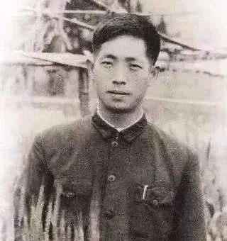 夫人坐轮椅泪别袁隆平:那个宠了她一辈子的人,永远地走了!