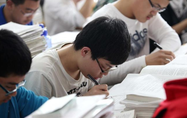 2021高考加分政策，“这些”考生可加20分，看看有你吗？