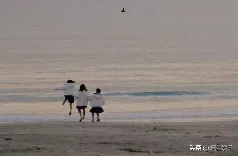 “我的第一次，是在他宿舍完成的。”