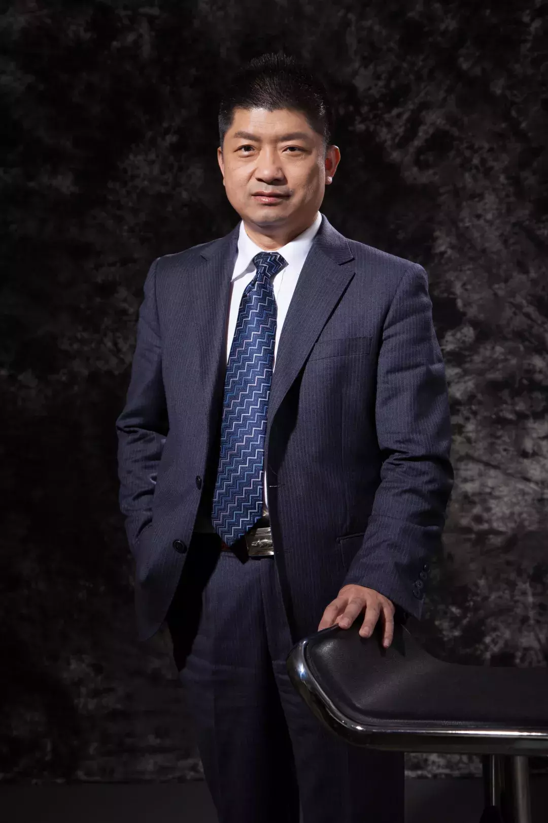 商学院撞上新媒体